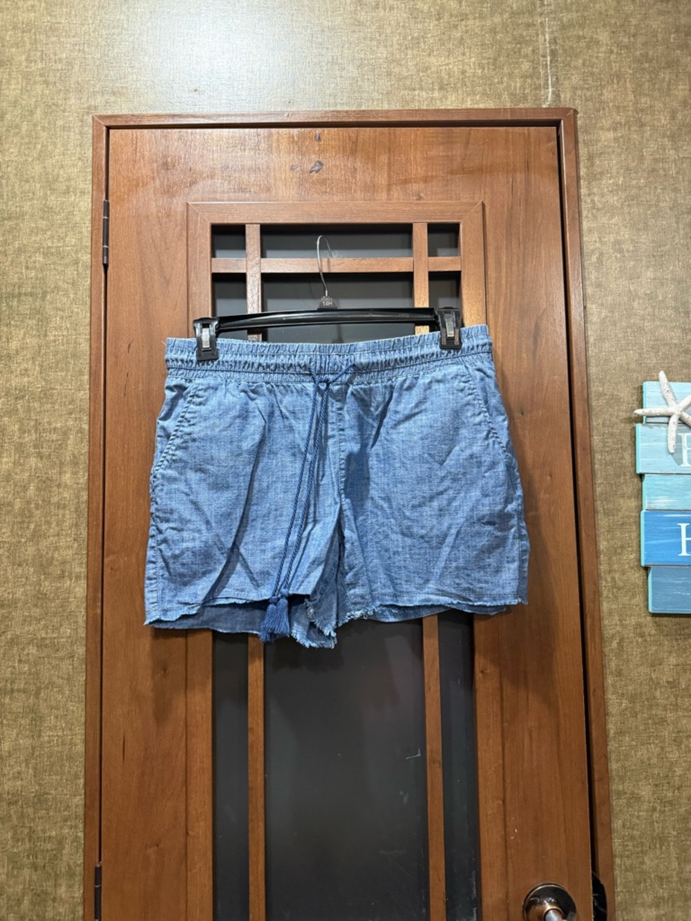 Casual Light Blue Drawstring Shorts Size Medium Like New